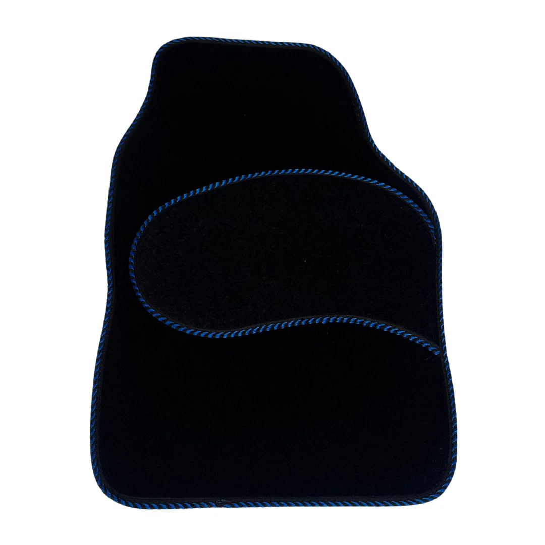 Universal fit 4 piece car mats - Image 12