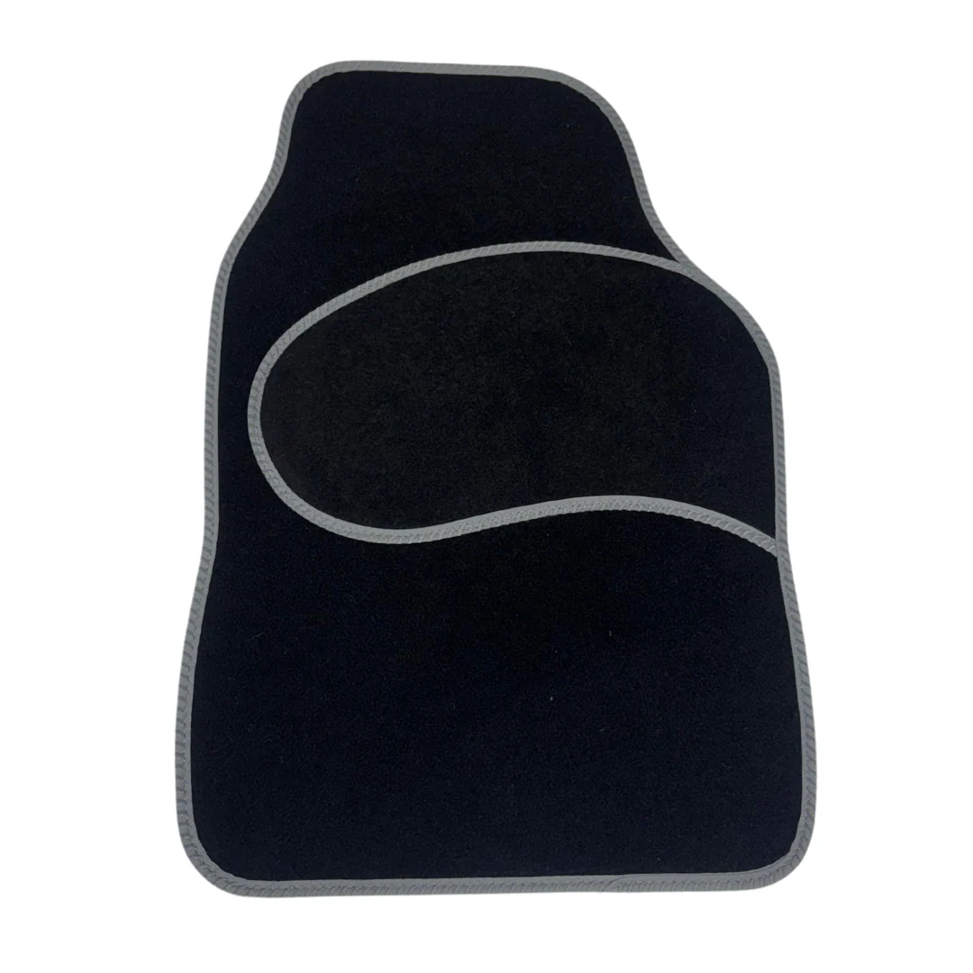 Universal fit 4 piece car mats - Image 8